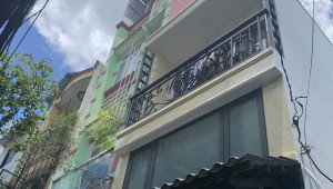 307/9 Tôn Đản 43 2 4.5/6 9 3.95 tỷ Phường 15 Quận 4 3 đến 6