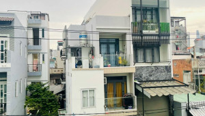 B135 Xóm Chiếu 489 3 13 38 83 Tỷ Phường 16 Quận 4 50 đến 100