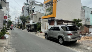 28/18 Phạm Quý Thích 40 4 4 10 5.5 tỷ Tân Quý Tân Phú 3 đến 6