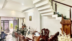 234/14 Vườn Lài 72 4 4 18 8.8 Tỷ Phú Thọ Hoà Tân Phú 6