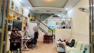 74/3 Cao Văn Ngọc 33 4 4.1 8 4.3 tỷ Phú Trung Tân Phú 3 đến 6