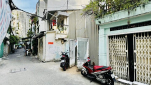 46/7 Võ Văn Kiệt 38 Đất 3.3 12 8.1 tỷ Cầu Kho Quận 1 6 đến 10