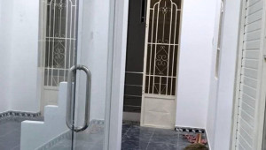 240/12/2A Lưu Hữu Phước 27 2 4 7 2.2 tỷ Phường 15 Quận 8 nhỏ 3
