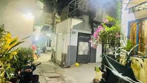 125/101/30 Đinh Tiên Hoàng 33/37 2 3.3 10 3.95 tỷ Phường 3 Bình Thạnh 3 đến 6