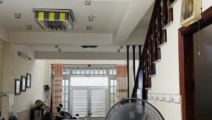 35/49 Xô Viết Nghệ Tĩnh 70 3 3.9/4.1 19 14.5 tỷ Phường 17 Bình Thạnh 10 đến 20