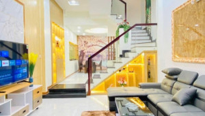 111/44/20 Phạm Văn Chiêu 58 4 4.3 13.5 7 tỷ Phường 14 Gò Vấp 6 đến 10