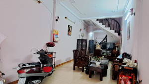 246/29 Đồng Đen 64 3 3.7/3.8 17 9.8 tỷ Phường 10 Tân Bình 10 đến 20