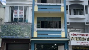 Bán nhà 24 Lý Chính Thắng Võ Thị Sáu Quận 3