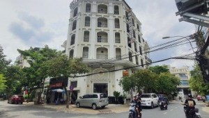 Bán nhà 4 Số 42 Tân Quy Quận 7