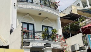 Bán nhà 128 Nguyễn Văn Thủ Đa Kao Quận 1