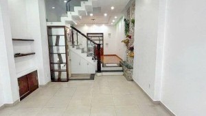 Bán nhà 1 Lý Phục Man Bình Thuận Quận 7