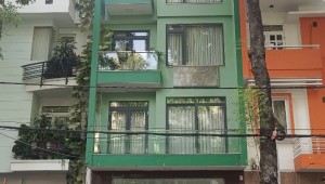Bán nhà 40 Số 65 Tân Phong Quận 7