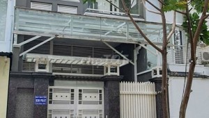 Bán nhà 4 Số 49 Tân Phong Quận 7