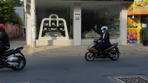 Bán nhà 949 Cách Mạng Tháng Tám Phường 7 Quận Tân Bình