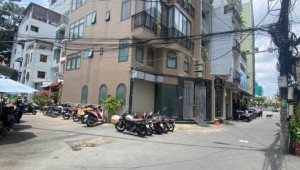 Bán nhà 183/20 Bến Vân Đồn, Quận 4. DT: 5.7m x 20.0m, diện tích: 131m2 giá: 43.5 tỷ