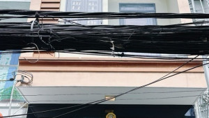 Bán nhà 538/121 Đoàn Văn Bơ, Quận 4. DT: 3.5m x 25.0m, diện tích: 81m2 giá: 8.999 tỷ