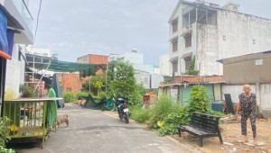Bán nhà Thửa 536 Tờ 33 đường số 8, Quận 2. DT: 4.0m x 18.0m, diện tích: 71m2 giá: 4.4 tỷ