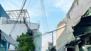 Bán nhà 133/8A Lê Đình Cẩn, Bình Tân. DT: 7.1m x 11.5m, diện tích: 82m2 giá: 5.85 tỷ