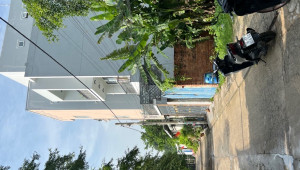Bán nhà kế bên 74.30 ( thửa đất số 619, tờ bản đồ số 84 ) đường số 7, Thủ Đức. DT: 5.3m x 17.0m, diện tích: 96m2 giá: 7.2 tỷ