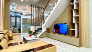 Bán nhà 1979/50/23/9 Huỳnh Tấn Phát, Nhà Bè. DT: 4.0m x 13.5m, diện tích: 0m2 giá: 6.5 tỷ