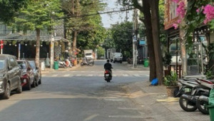 Bán nhà 303/41A Tân Sơn Nhì, Tân Phú. DT: 4.2m x 17.0m, diện tích: 76m2 giá: 12.6 tỷ
