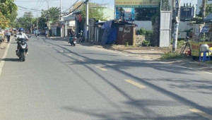 Bán nhà 447B tô ngọc Vân, Quận 12. DT: 3.8m x 25.0m, diện tích: 97m2 giá: 7.7 tỷ