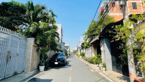 Bán nhà 94/21 Đường 109, Quận 9. DT: 6.0m x 16.5m, diện tích: 56m2 giá: 4.7 tỷ