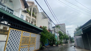 Bán nhà 30/2e đường số 22, Quận 9. DT: 7.0m x 28.0m, diện tích: 193m2 giá: 11.15 tỷ