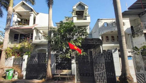 Bán nhà 70/5 Đường 109 70.5 Đường 109, Quận 9. DT: 5.0m x 20.0m, diện tích: 100m2 giá: 8.7 tỷ