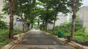 Bán nhà 84A Đường số 8, Quận 9. DT: 5.5m x 17.8m, diện tích: 102m2 giá: 5.5 tỷ
