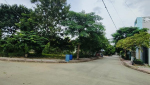 Bán nhà Thửa 410 tờ 20 đường 249, Quận 9. DT: 6.0m x 19.0m, diện tích: 113m2 giá: 8.6 tỷ