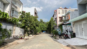 Bán nhà 14 ( Thửa 552 Tờ 13 ) Đường N11, Quận 9. DT: 5.0m x 21.5m, diện tích: 108m2 giá: 4.6 tỷ