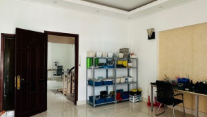 Bán nhà 835/34/16 Nguyễn Duy Trinh, Quận 9. DT: 10.0m x 18.0m, diện tích: 180m2 giá: 12.7 tỷ