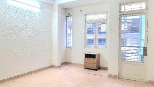 Bán nhà 6A/18 Nguyễn Cảnh Chân, Quận 1. DT: 5.7m x 14.0m, diện tích: 61m2 giá: 16.8 tỷ