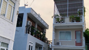Bán nhà 25/23 Cống Quỳnh, Quận 1. DT: 3.3m x 6.0m, diện tích: 13m2 giá: 1.8 tỷ