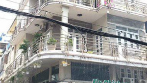 Bán nhà 78 đường số 4 (Cư Xá Đô Thành), Quận 3. DT: 7.0m x 0.0m, diện tích: 58m2 giá: 23.5 tỷ