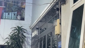 Bán nhà 26/10A Trần Quang Diệu, Quận 3. DT: 3.3m x 5.0m, diện tích: 16m2 giá: 2.6 tỷ