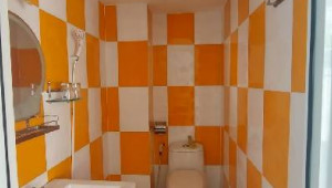 Bán nhà 8 Phú Định, Quận 5. DT: 3.9m x 14.8m, diện tích: 49m2 giá: 15.0 tỷ