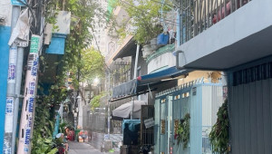 Bán nhà 30/72 Phạm Phú Thứ, Quận 6. DT: 3.7m x 16.0m, diện tích: 60m2 giá: 6.2 tỷ