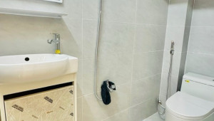 Bán nhà 121A/37 Hậu Giang, Quận 6. DT: 5.9m x 10.0m, diện tích: 53m2 giá: 6.7 tỷ