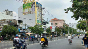 Bán nhà 703 Phạm Văn Chí, Quận 6. DT: 6.4m x 17.0m, diện tích: 0m2 giá: 16.7 tỷ