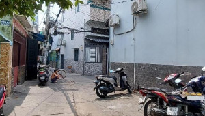 Bán nhà 103/20A Văn Thân, Quận 6. DT: 3.7m x 8.8m, diện tích: 31m2 giá: 3.7 tỷ
