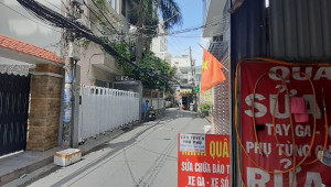 Bán nhà 320/31 Nguyễn Văn Linh, Quận 7. DT: 45.0m x 20.0m, diện tích: 0m2 giá: 9.5 tỷ