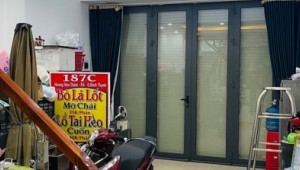 Bán nhà 1565/19 Huỳnh Tấn Phát, Quận 7. DT: 4.1m x 0.0m, diện tích: 50m2 giá: 6.6 tỷ