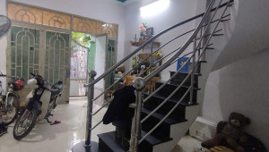 Bán nhà 1041/82/15/8 Trần Xuân Soạn, Quận 7. DT: 4.0m x 11.0m, diện tích: 44m2 giá: 5.6 tỷ
