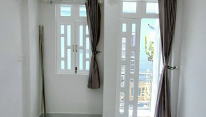 Bán nhà 1041/62/181/10/10 Trần Xuân Soạn, Quận 7. DT: 3.0m x 10.0m, diện tích: 29m2 giá: 3.0 tỷ
