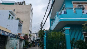 Bán nhà 1041/80/3/9 Trần Xuân Soạn, Quận 7. DT: 4.0m x 0.0m, diện tích: 32m2 giá: 3.8 tỷ