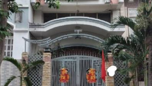 Bán nhà 74 số 4, Quận 7. DT: 5.0m x 22.0m, diện tích: 112m2 giá: 22.0 tỷ