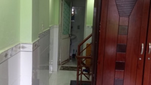 Bán nhà 62/78/41 Lâm Văn Bền, Quận 7. DT: 2.2m x 8.0m, diện tích: 14m2 giá: 2.1 tỷ