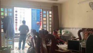 Bán nhà 109/10B Nguyễn văn Quỳ, Quận 7. DT: 5.0m x 14.0m, diện tích: 64m2 giá: 5.3 tỷ